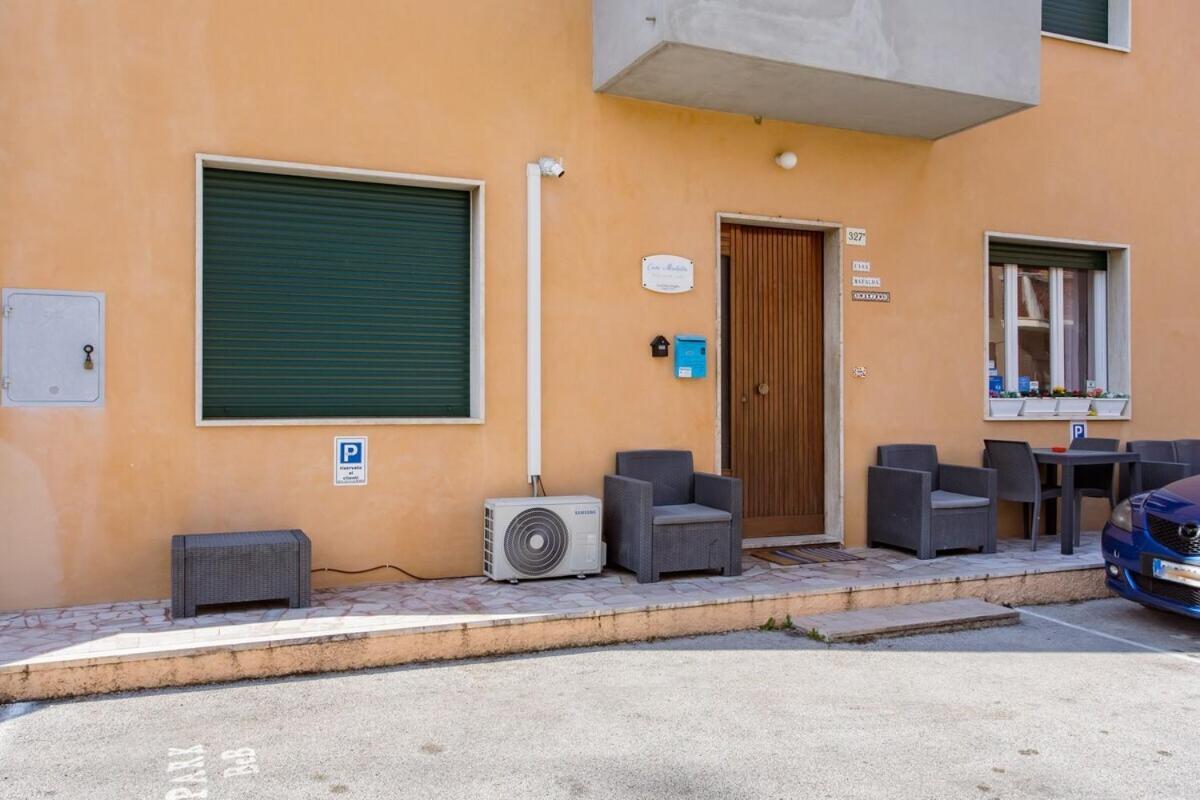 Casa Mafalda - Rooms, Friends And More - Affittacamere, Guest House Senigallia Exterior foto