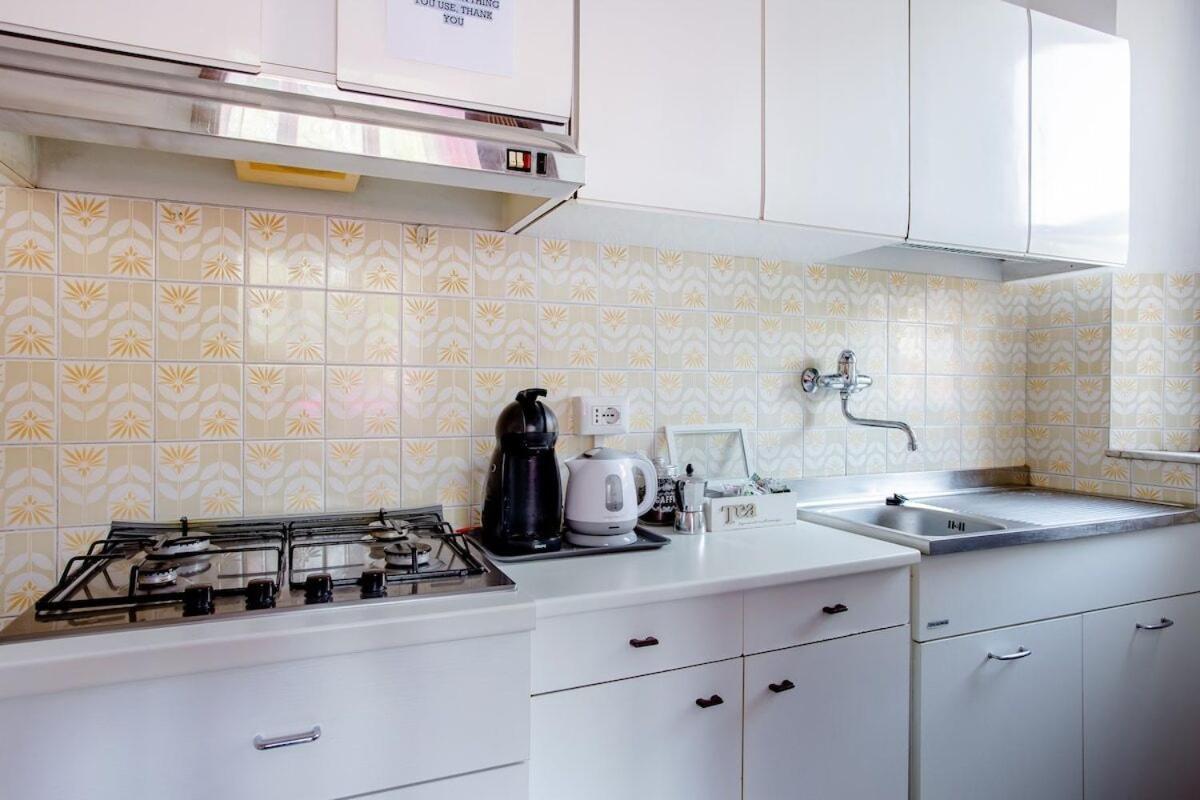 Casa Mafalda - Rooms, Friends And More - Affittacamere, Guest House Senigallia Exterior foto