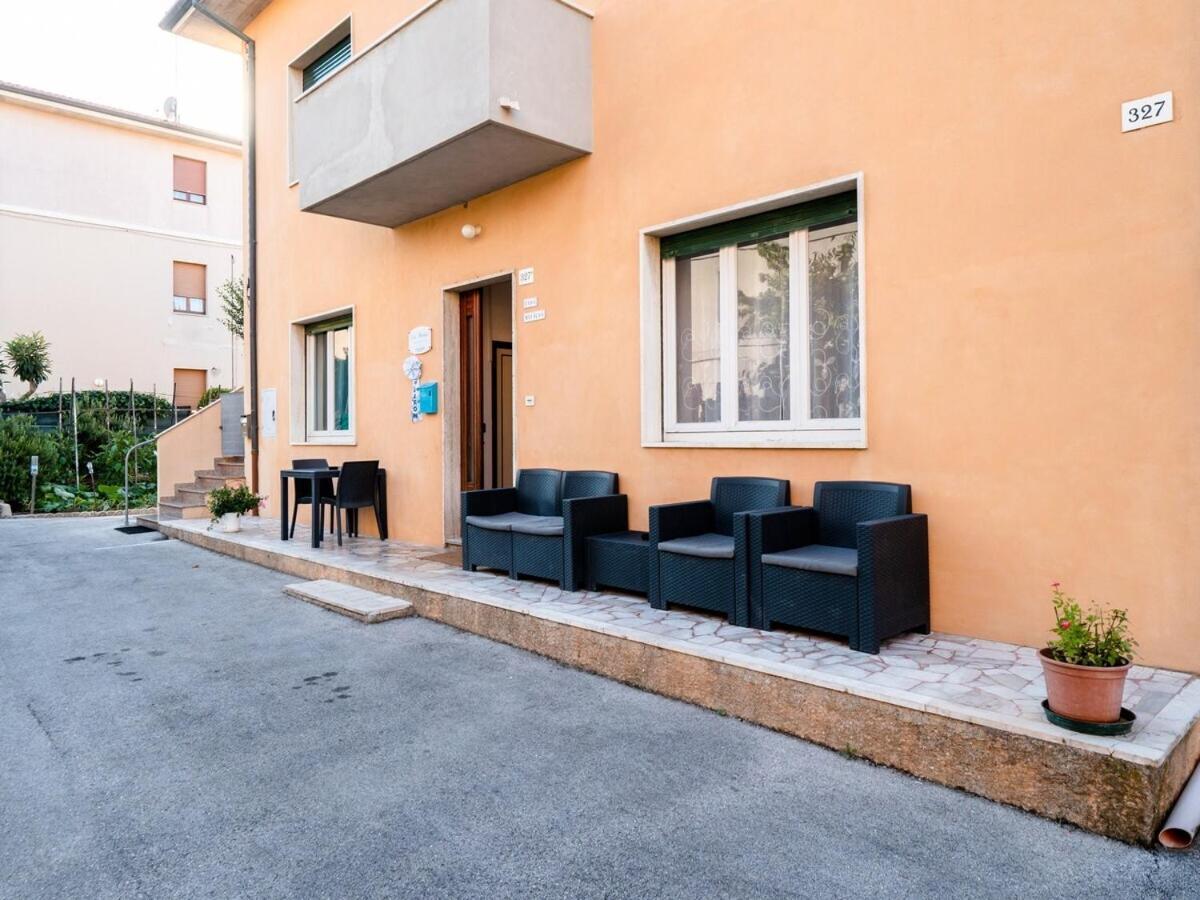 Casa Mafalda - Rooms, Friends And More - Affittacamere, Guest House Senigallia Exterior foto