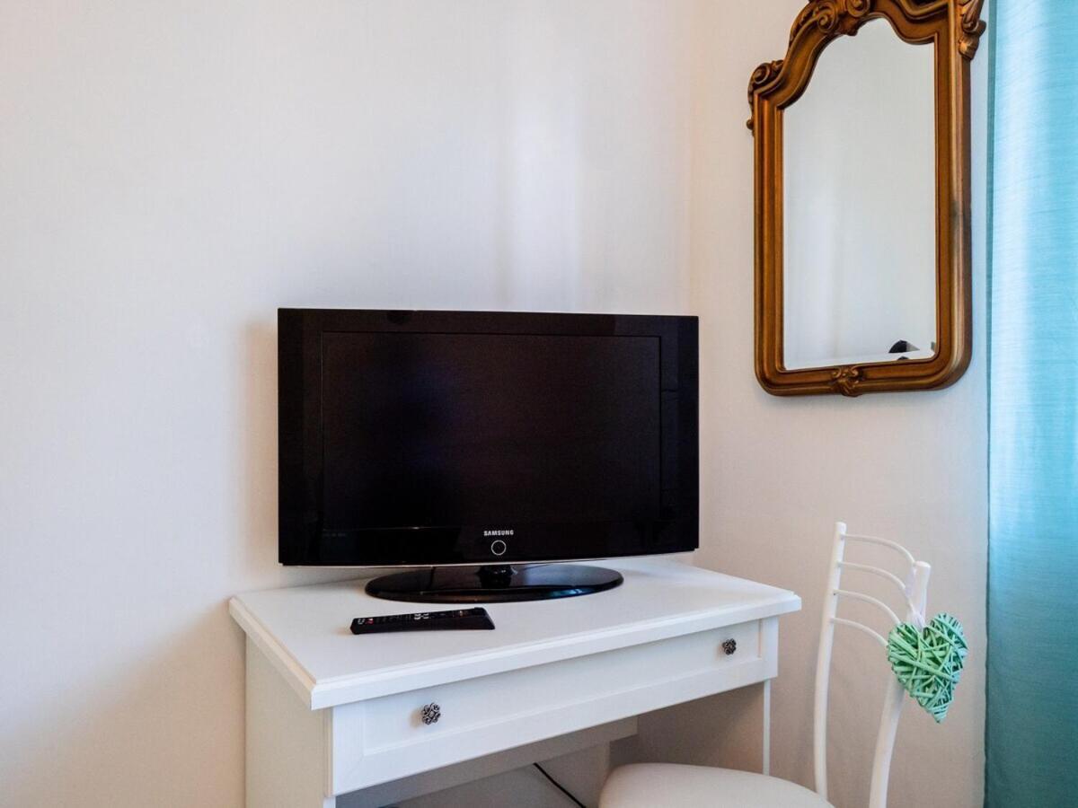Casa Mafalda - Rooms, Friends And More - Affittacamere, Guest House Senigallia Exterior foto